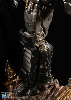 XM Studios Nemesis Prime